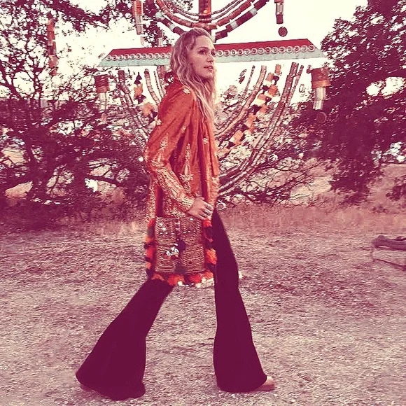 LONG LENGTH High Waisted Black Bell Bottom Pants Boho Hippie Rocker Flares Pants - Picture 4 of 8